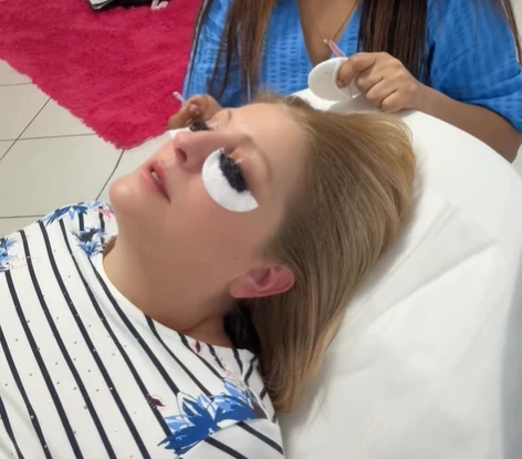 Arbeit von Mathu Beauty Care